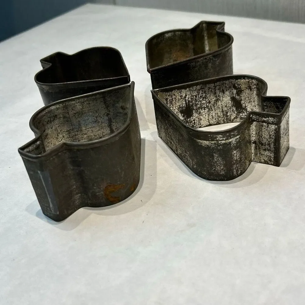 Vtg SET Aluminum Cookie Cutter Metal Spade Set of 4